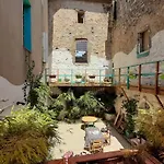 Maison Momes Δωμάτια σε οικογενειακή κατοικία