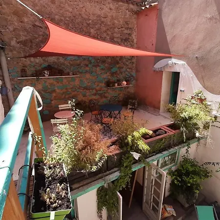 Maison Momes * Bize-Minervois