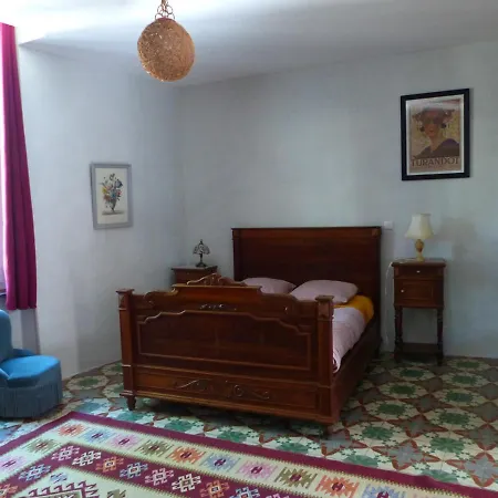 Maison Mômes Quarto em Acomodações Particulares