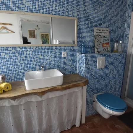 Maison Momes Pansiyon *