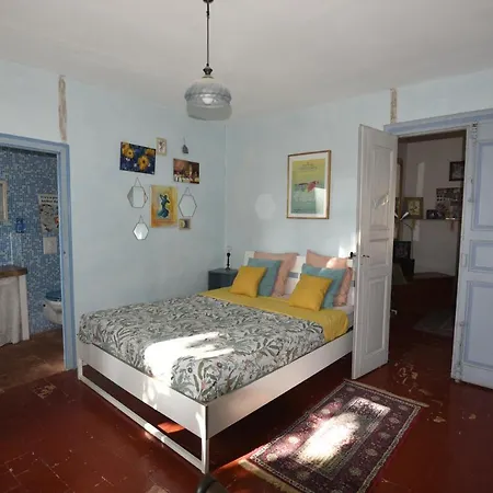 Maison Momes Homestay Bize-Minervois