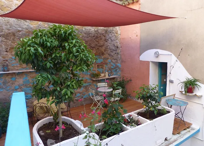 Maison Momes Bize-Minervois