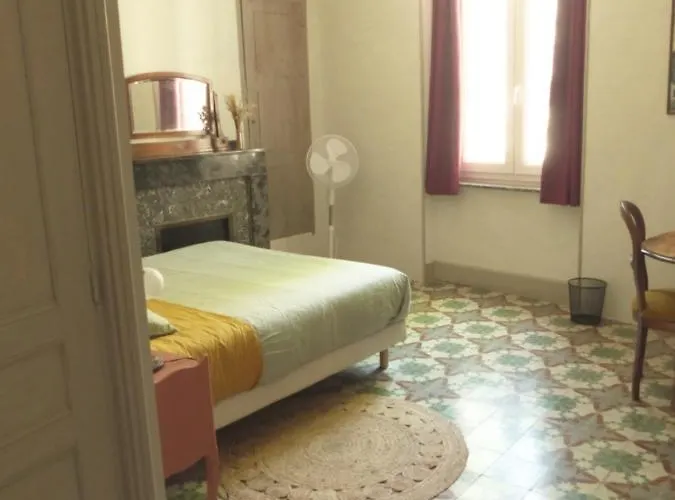 Quarto em Acomodações Particulares Maison Mômes *